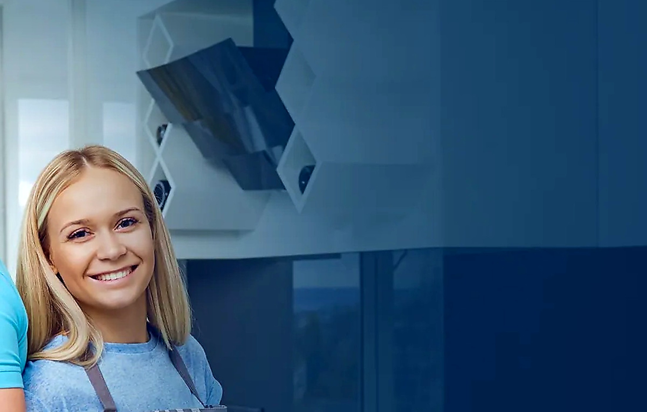 Showroom Cam & Zemin Bakımı